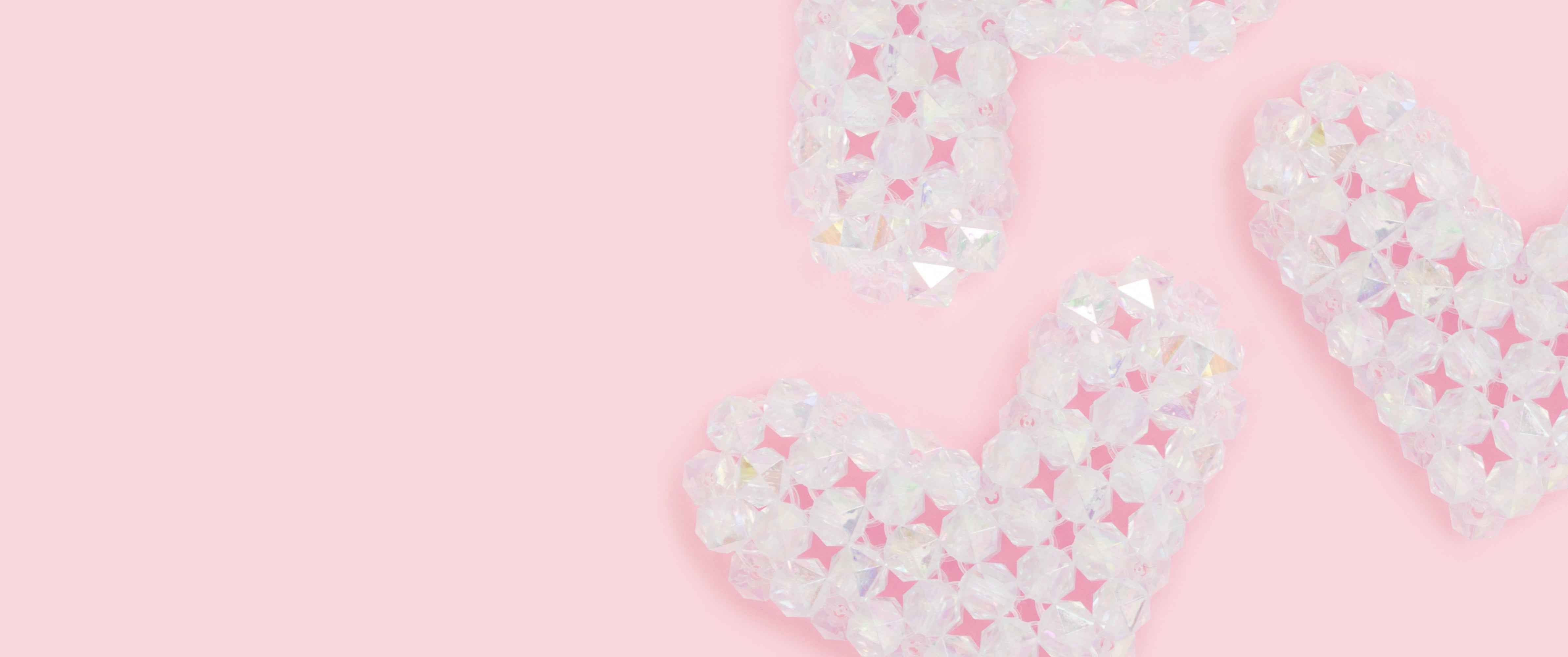 Banner Startseite Perlenmieze - Herzen aus Kristallperlen