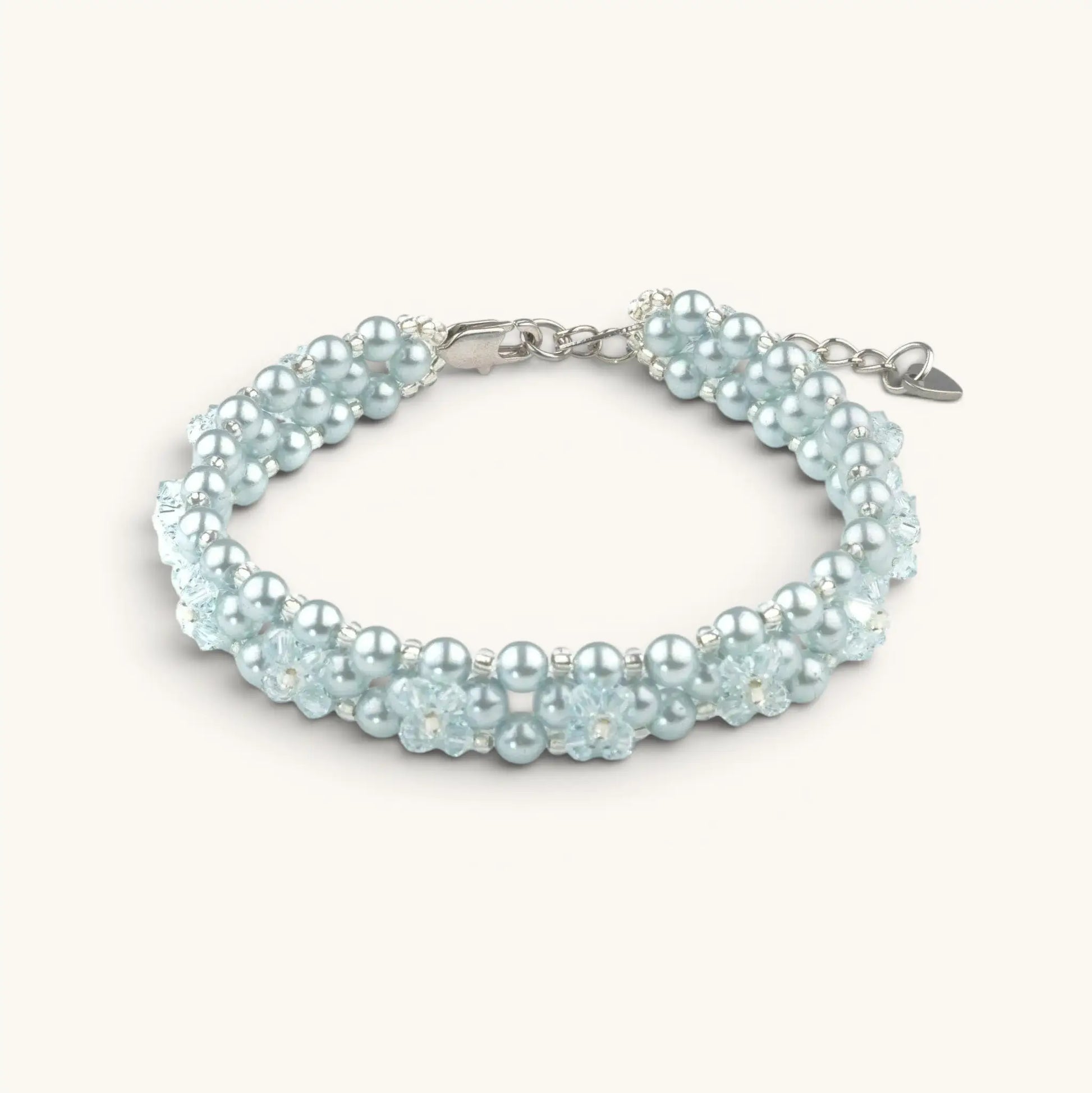 Hellblaues armband mit kristallperlen - perlenmieze