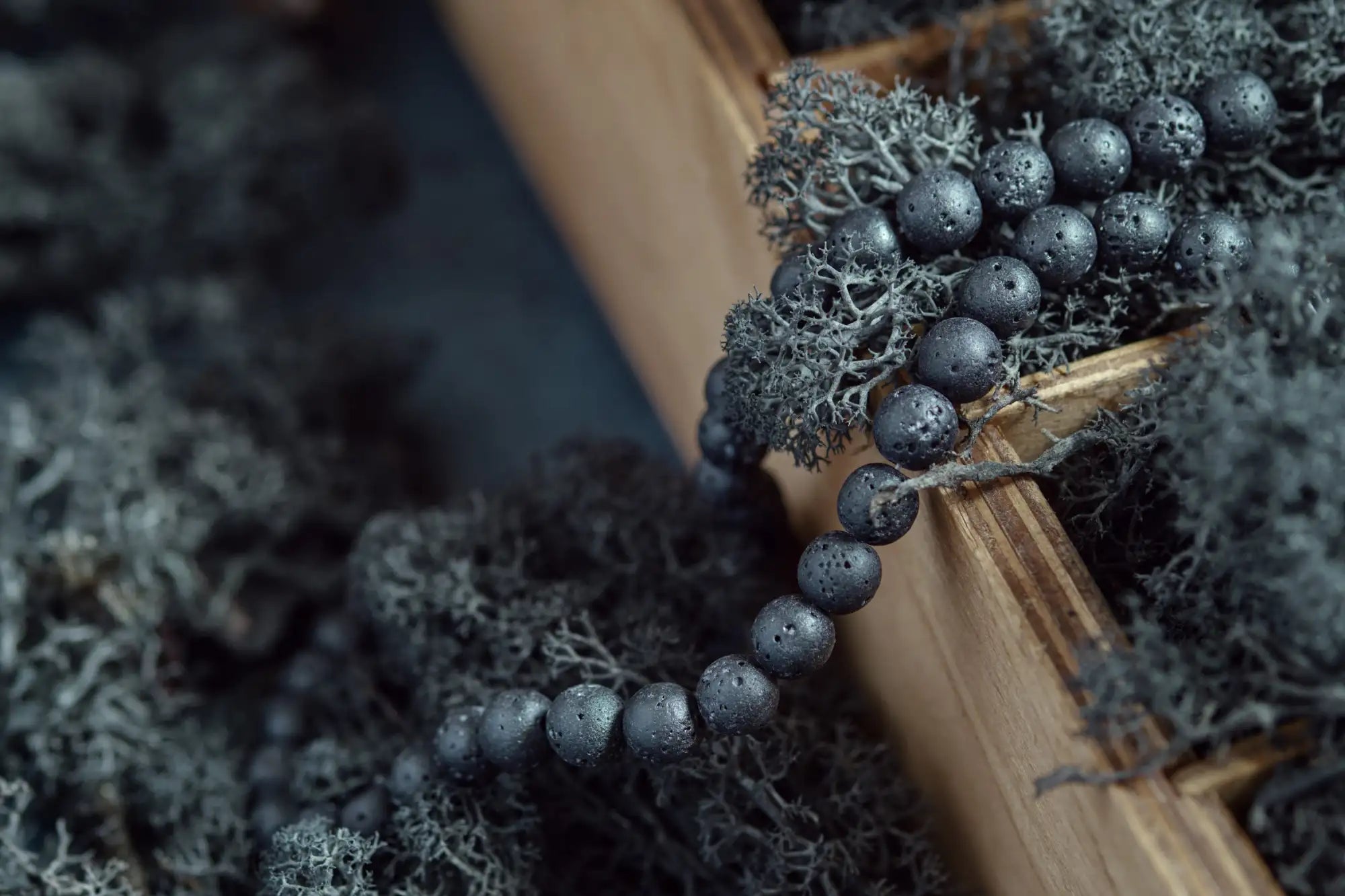 Hintergrundbild für Kategorie Lava Schmuck von Perlenmieze